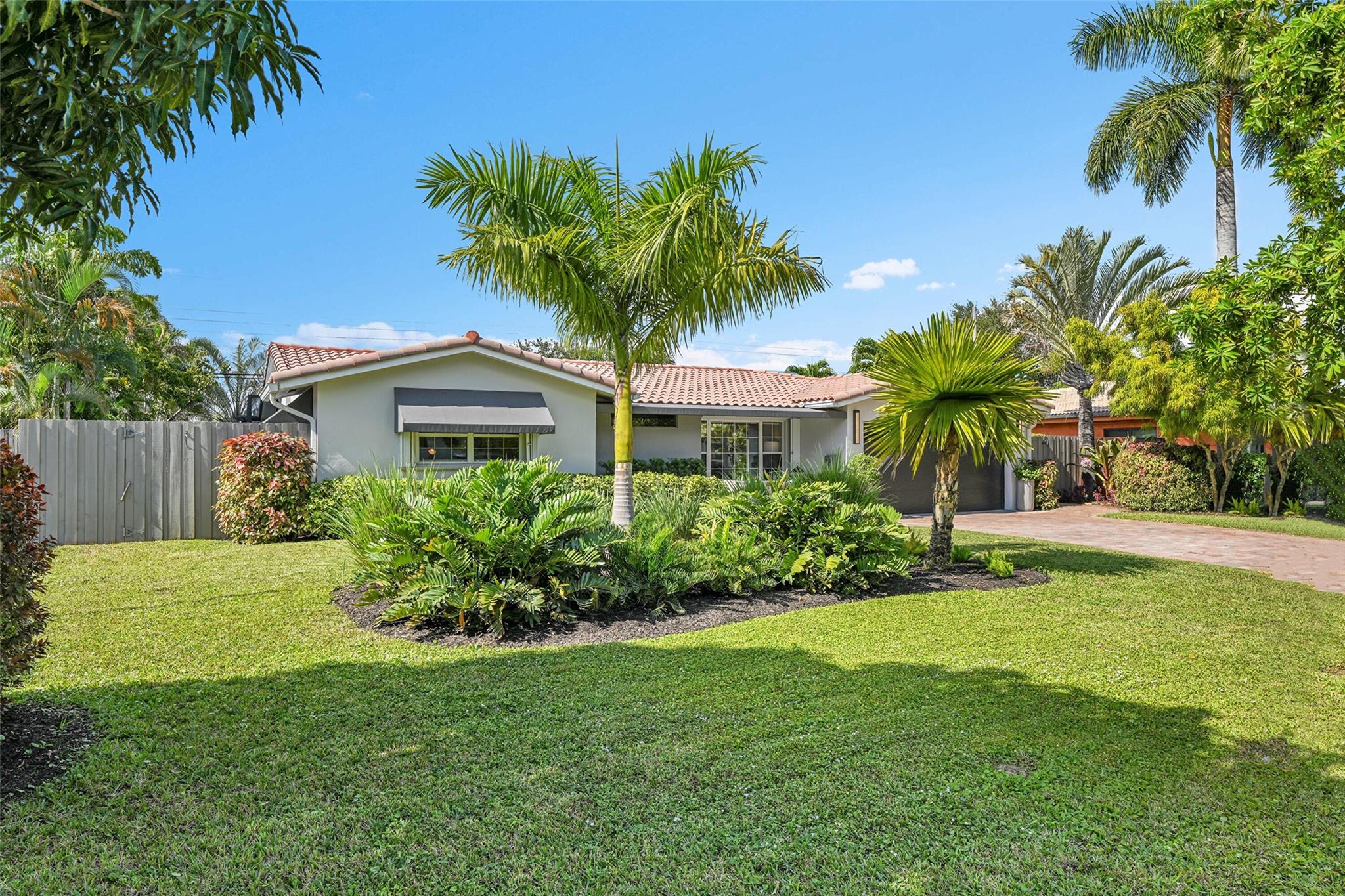 Mary-Knoll 39-48 B - Residential