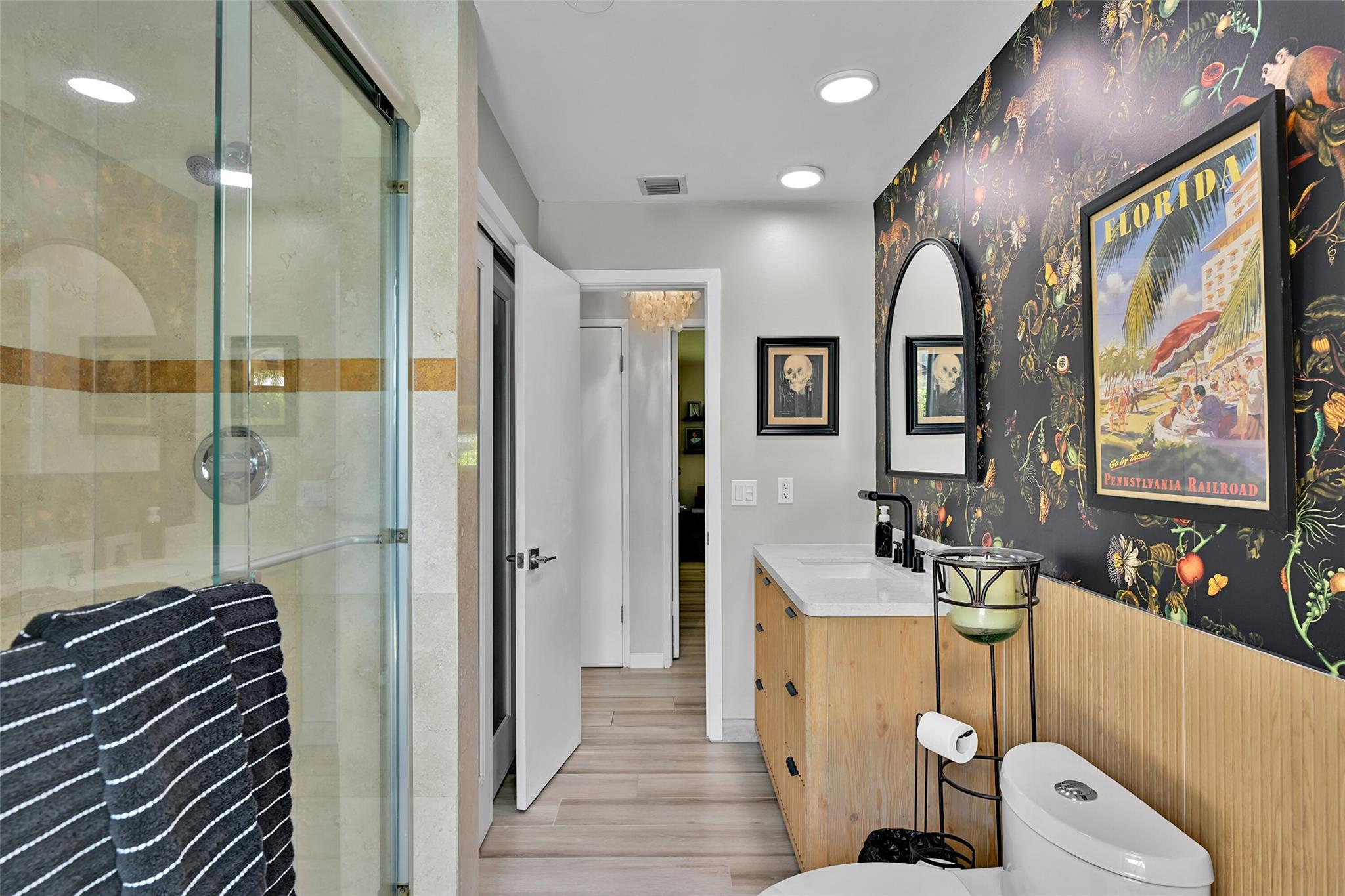 Mary-Knoll 39-48 B - Residential