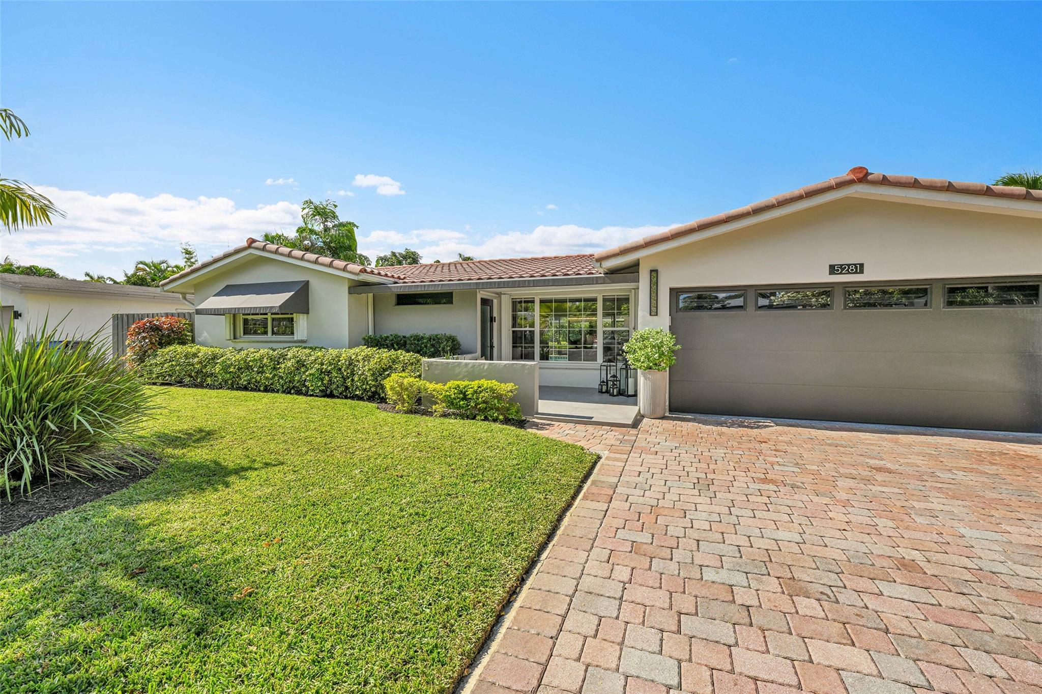 Mary-Knoll 39-48 B - Residential