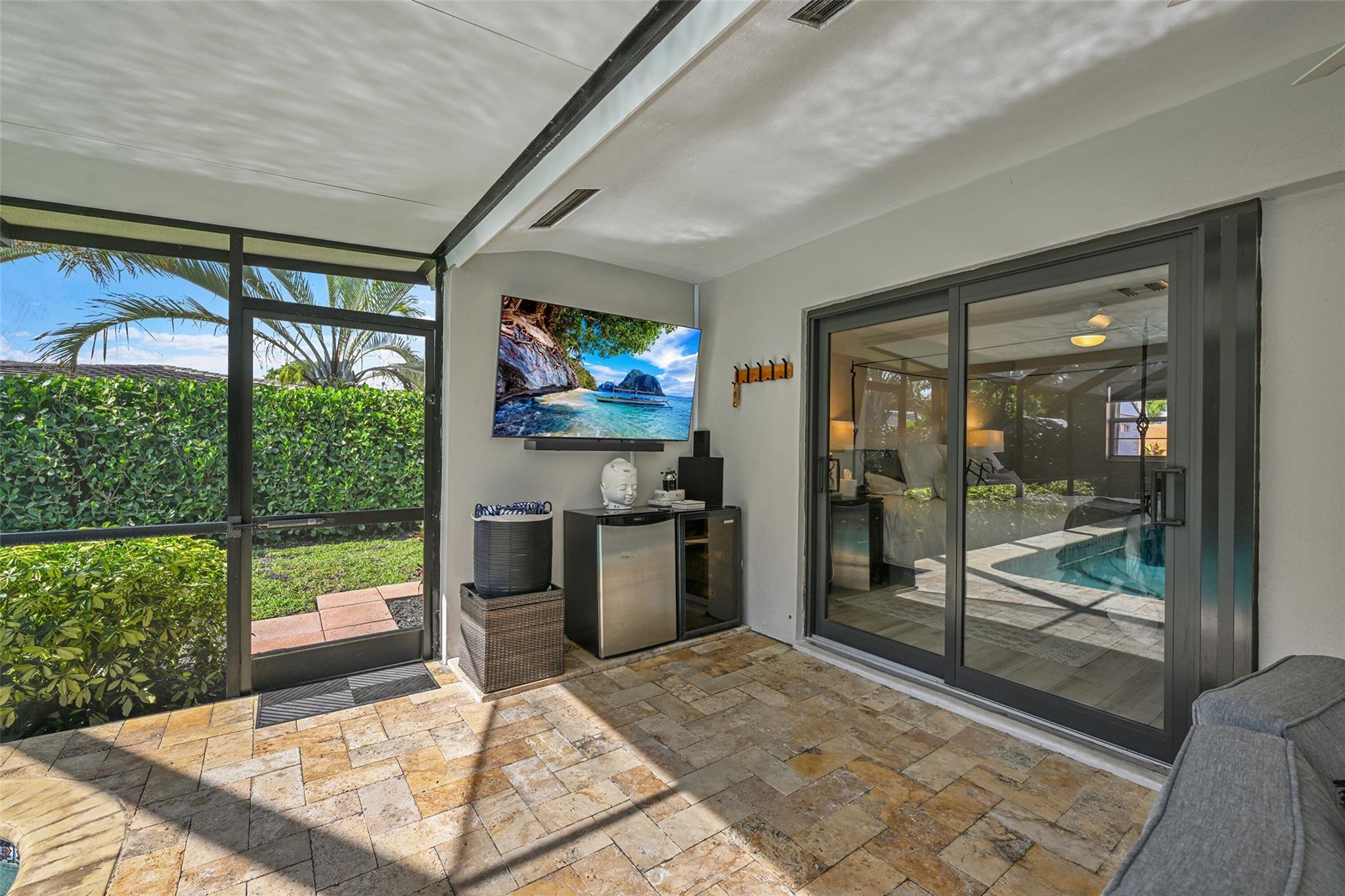 Mary-Knoll 39-48 B - Residential