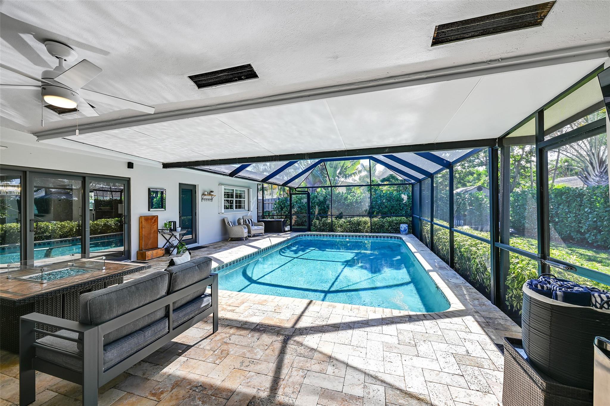 Mary-Knoll 39-48 B - Residential