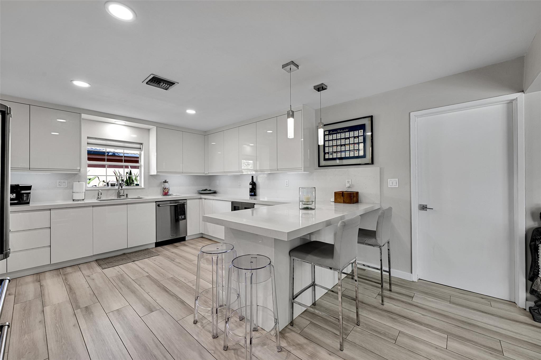 Mary-Knoll 39-48 B - Residential