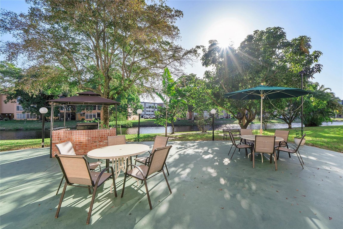 2900 NW 47th Terrace 304