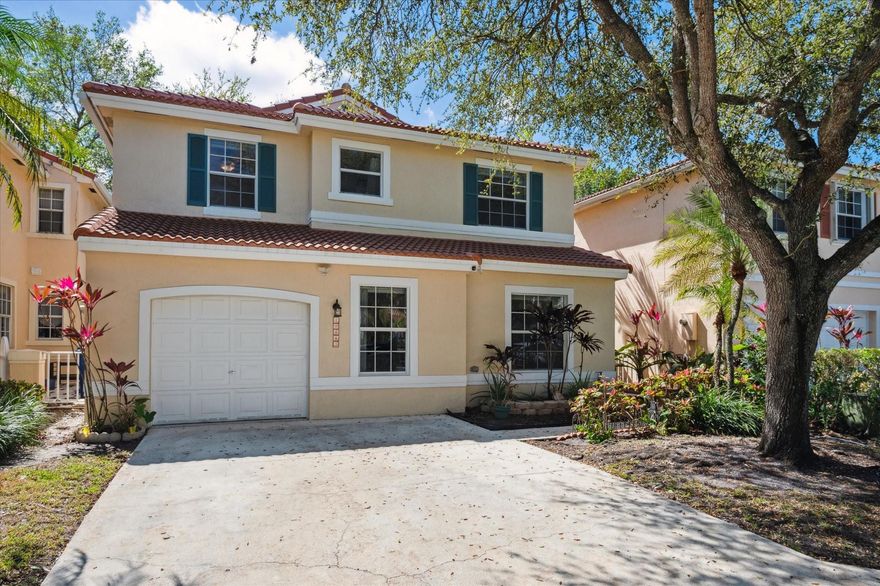 4 bedroom, 2 and 1/2 bath two story home in Kensington Green. (sellers removed closet in 1st floor bedroom to make it an office) Gated community. New Roof in 2022. Private fenced yard. Updated bathrooms. laminate flooring. Low HOA fees. Includes lawn & landscape, community pool. Close to shopping, restaurants and easy access to Sawgrass Expressway.