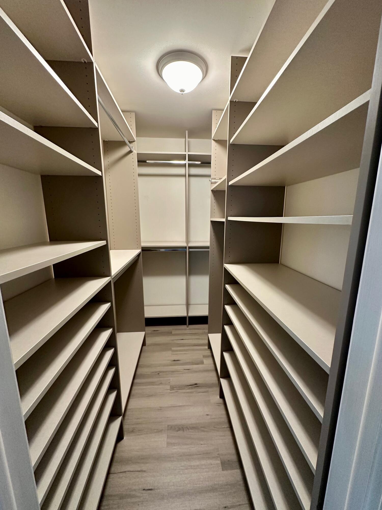 PALM BEACH LEISUREVILLE SEC 10 - Residential Lease