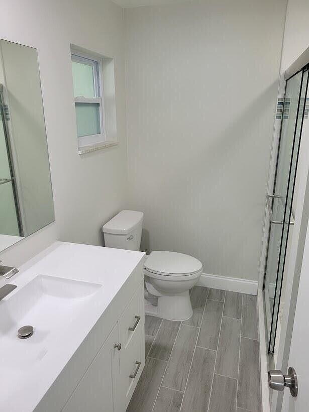 PALM BEACH LEISUREVILLE SEC 10 - Residential Lease