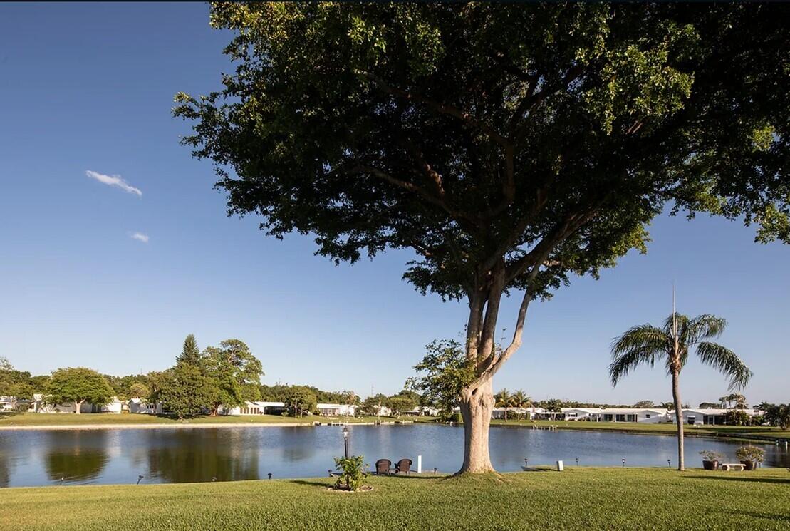 PALM BEACH LEISUREVILLE SEC 10 - Residential Lease