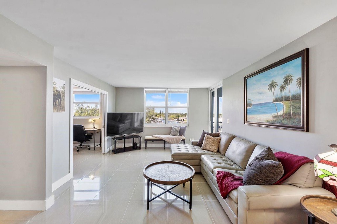 INTRACOASTAL TOWER - Residential