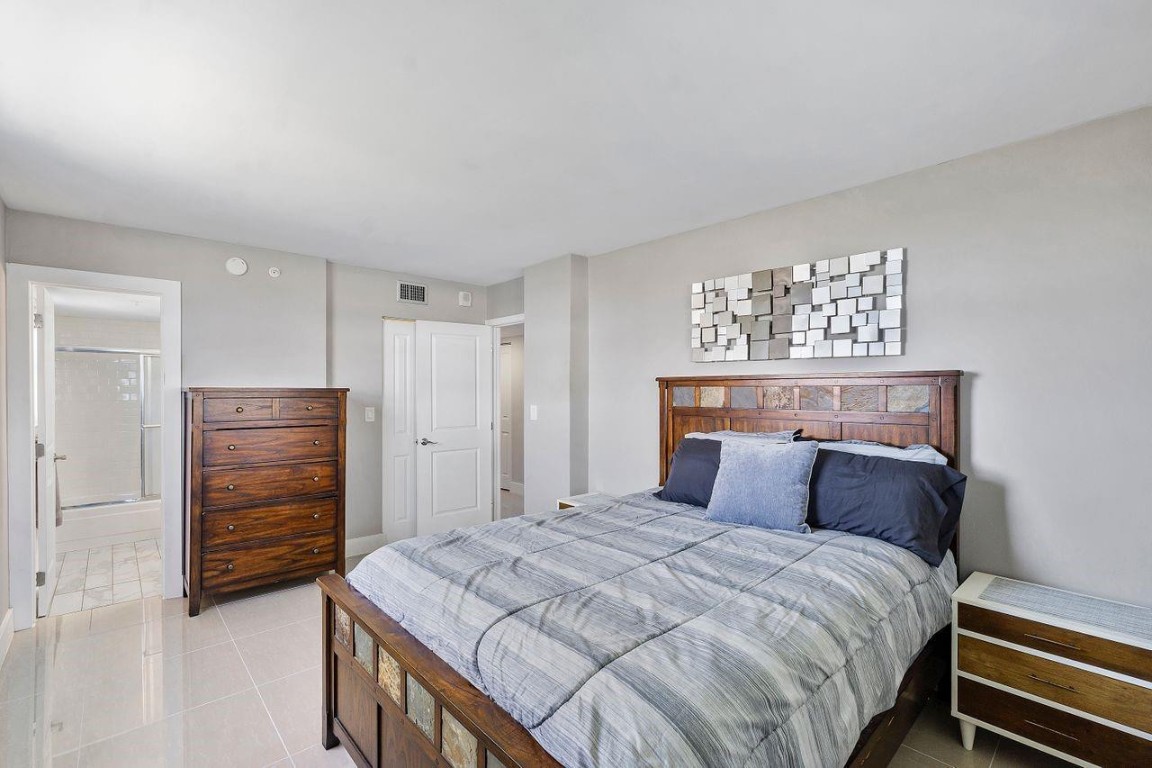 INTRACOASTAL TOWER - Residential