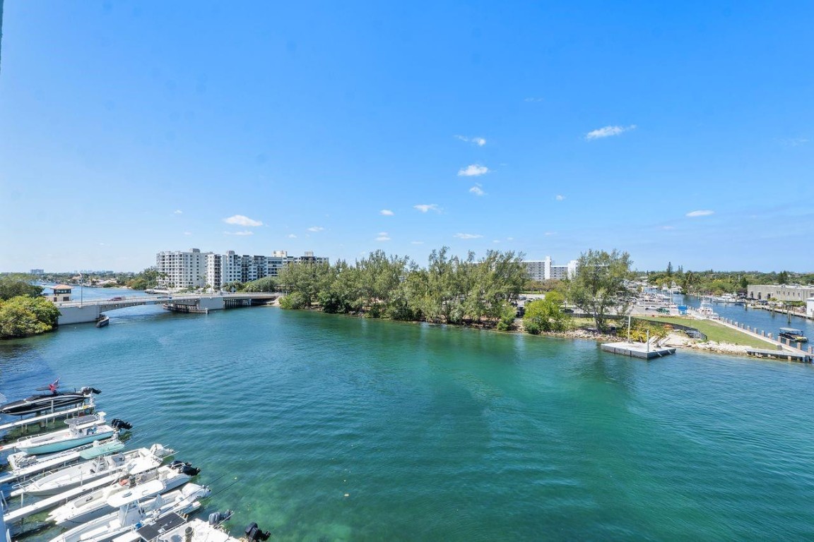 INTRACOASTAL TOWER - Residential