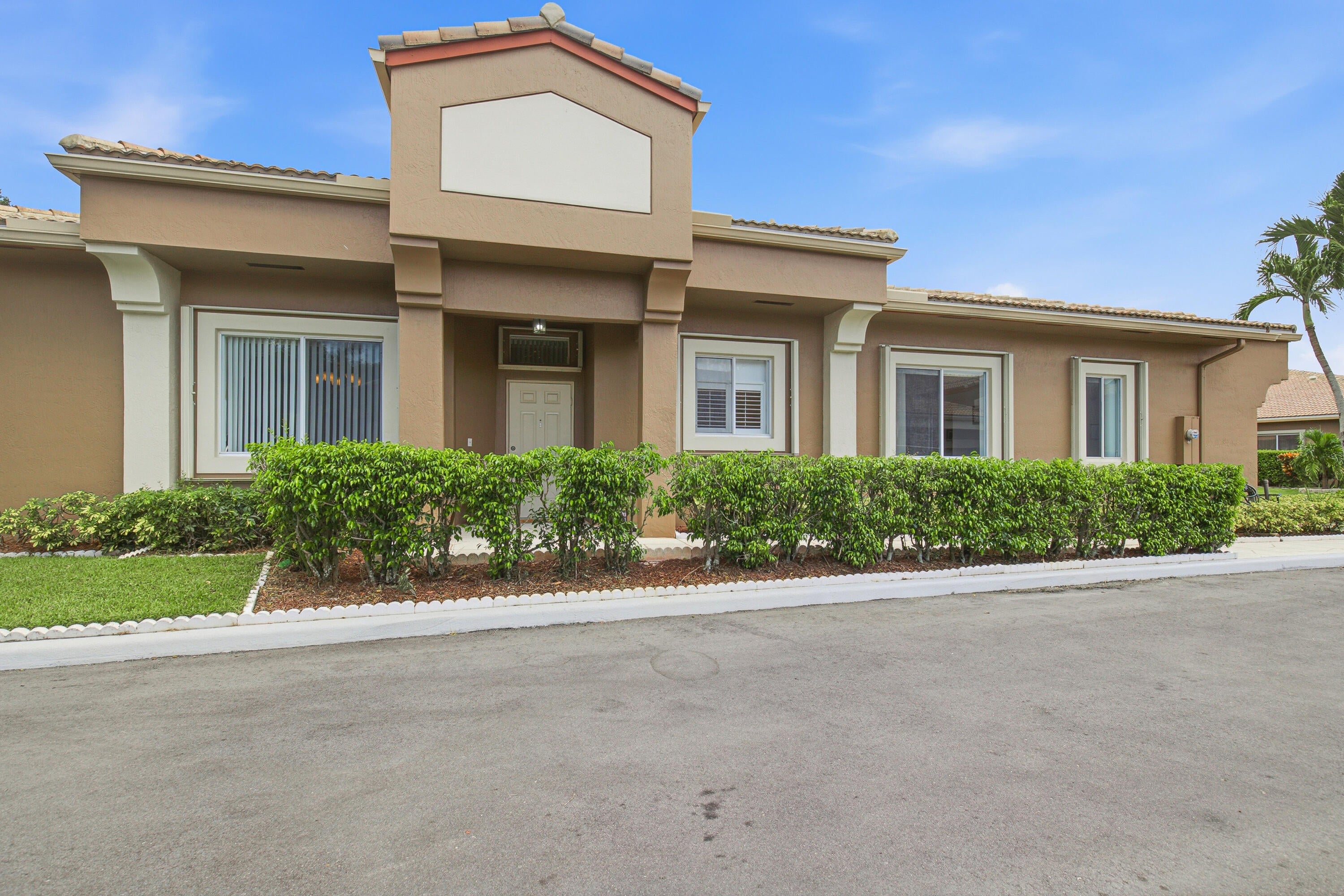 10216 Lombardy Drive, Tamarac FL 33321