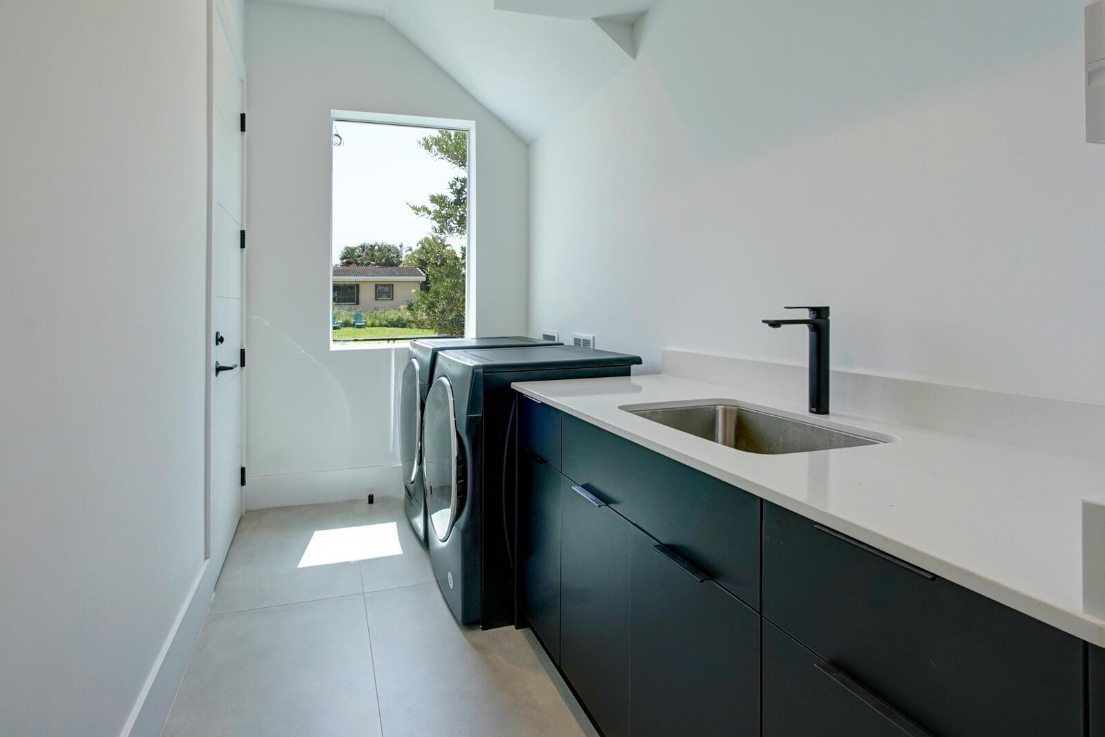 WHISEM UNIT B - Residential