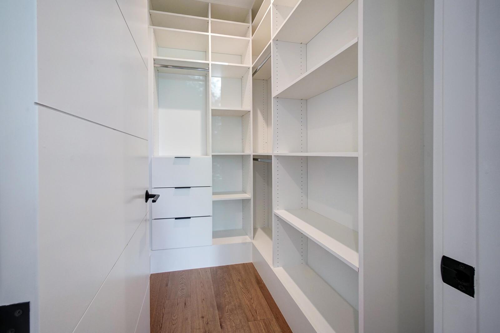 WHISEM UNIT B - Residential