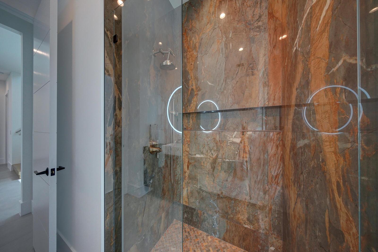 WHISEM UNIT B - Residential