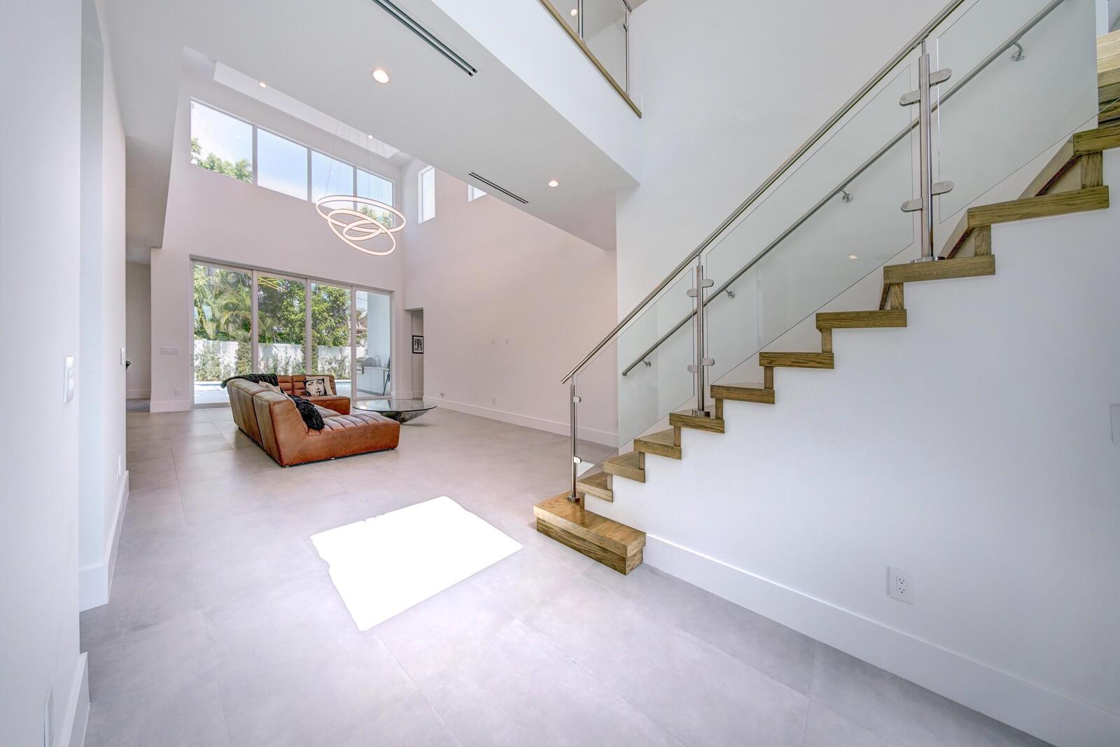 WHISEM UNIT B - Residential