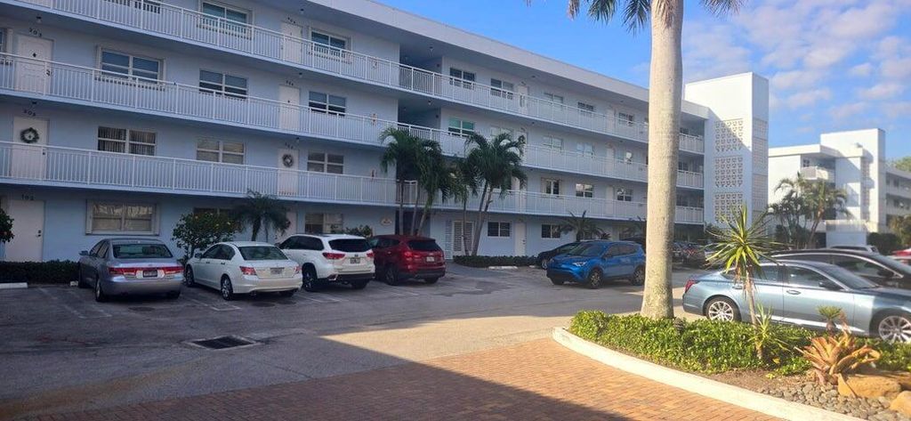 Photo of 2006 S Federal Highway S #102, Boynton Beach, FL 33435 (MLS # R11085707)