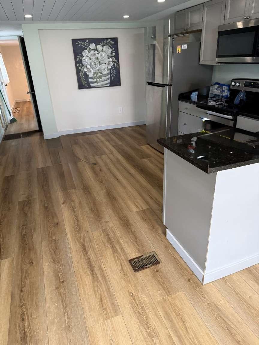 Sea Breeze Mobile Manor U - Residential