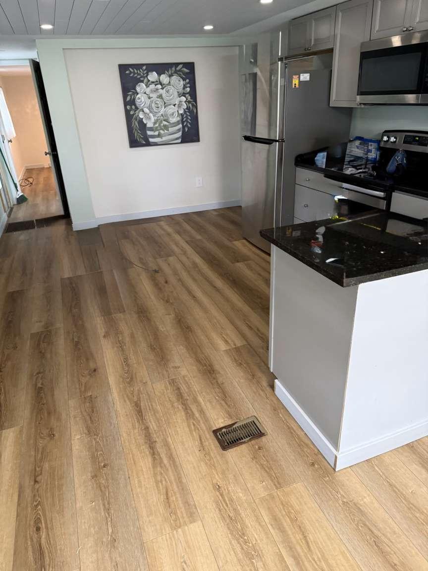 Sea Breeze Mobile Manor U - Residential