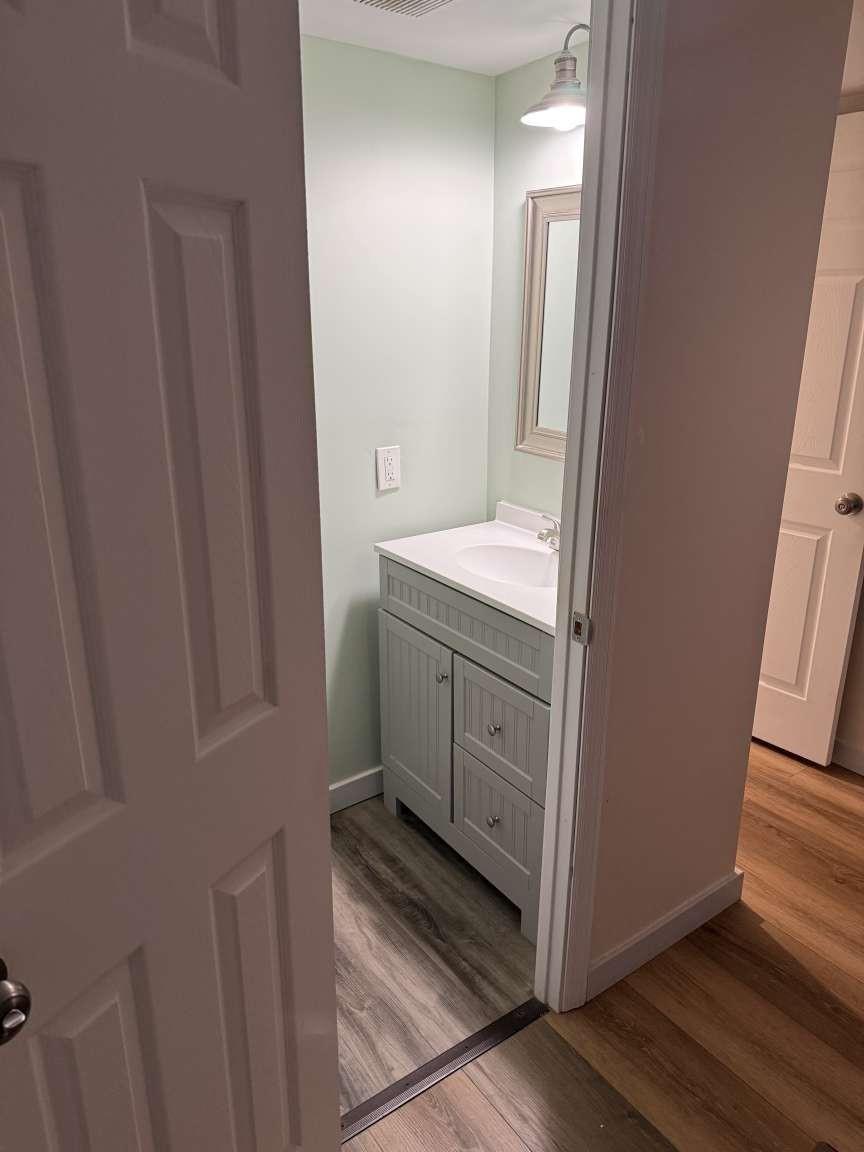 Sea Breeze Mobile Manor U - Residential