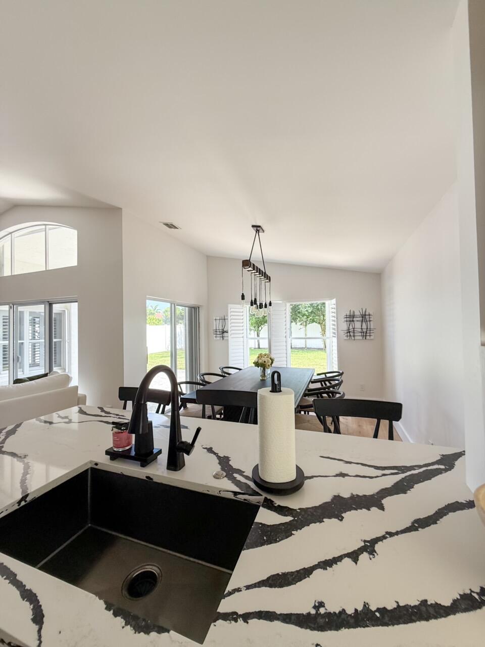 MNR FOREST 4 - Residential