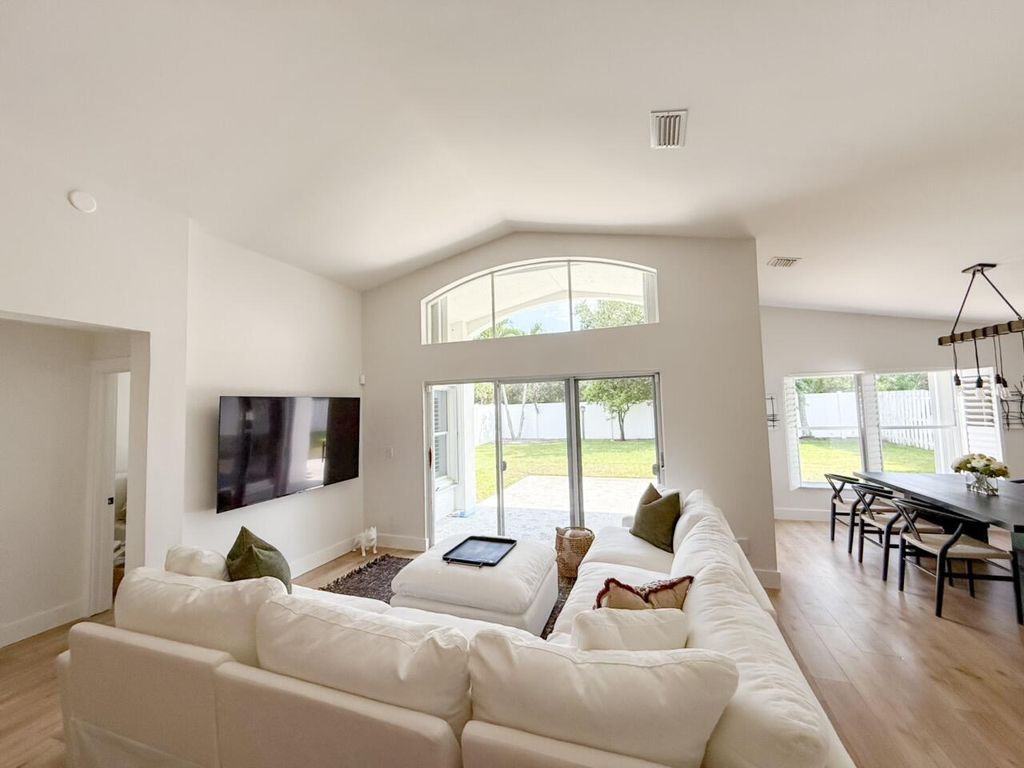 Photo of 7895 Manor Forest Boulevard, Boynton Beach, FL 33436 (MLS # B26018504)