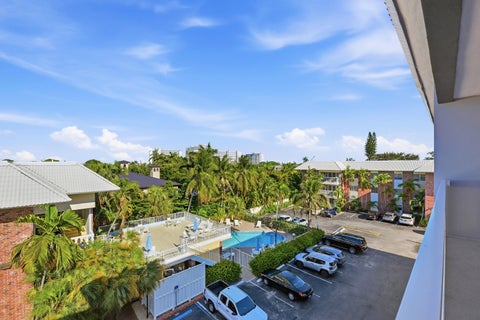 Tiny photo for 2420 SE 17th Street #401c, Fort Lauderdale, FL 33316 (MLS # B26044303)