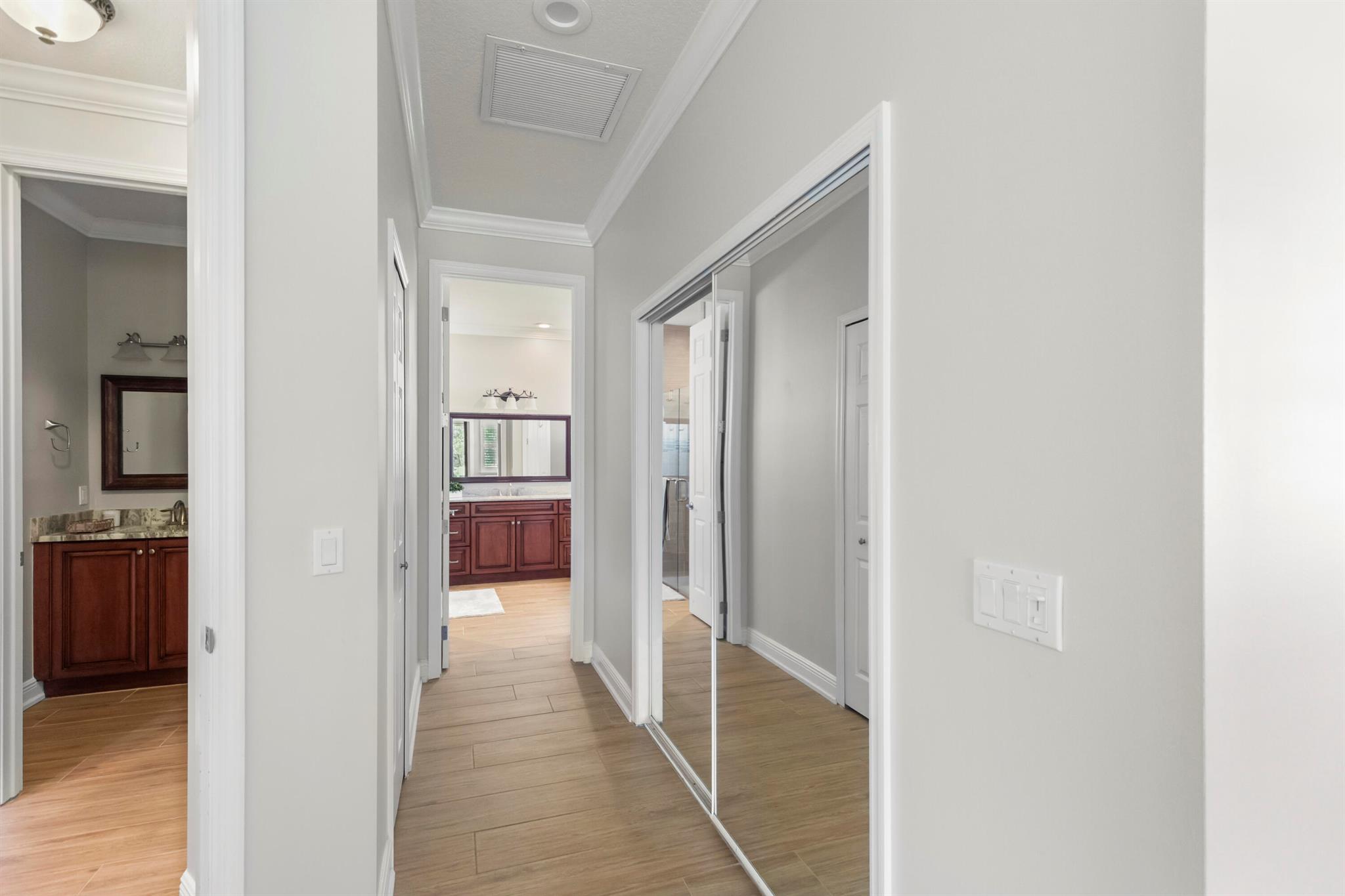 COUNTRY CLUB POINTE - Residential Lease