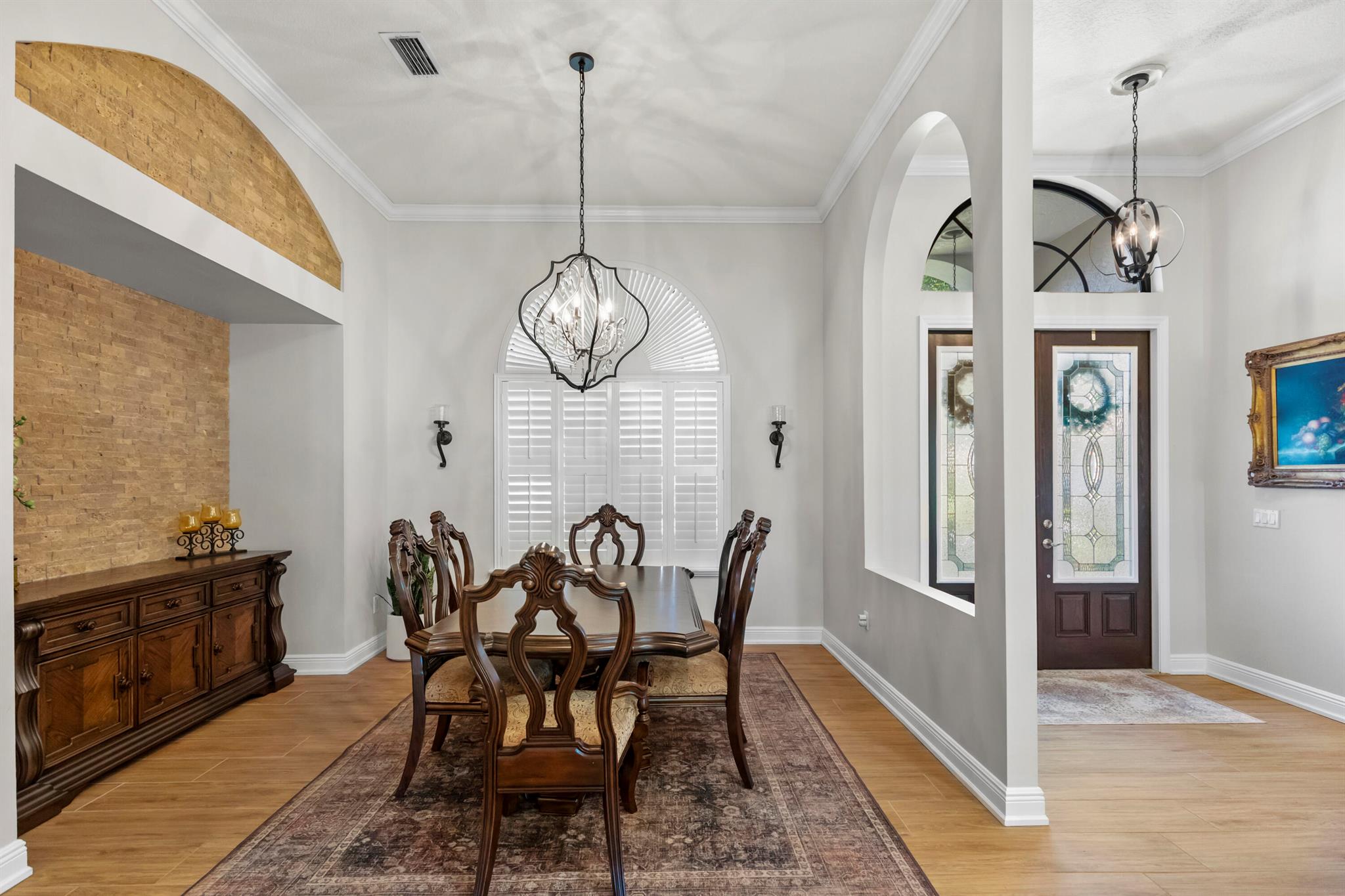 COUNTRY CLUB POINTE - Residential Lease