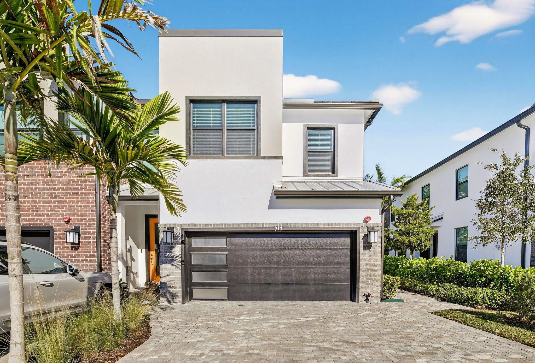 Emory Townhomes - Residential