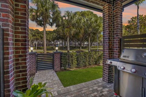Tiny photo for 770 NW 82nd Terrace, Plantation, FL 33324 (MLS # F10549264)
