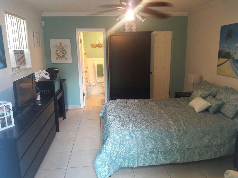 Lauderdale Beach 4-2 B - Residential Lease