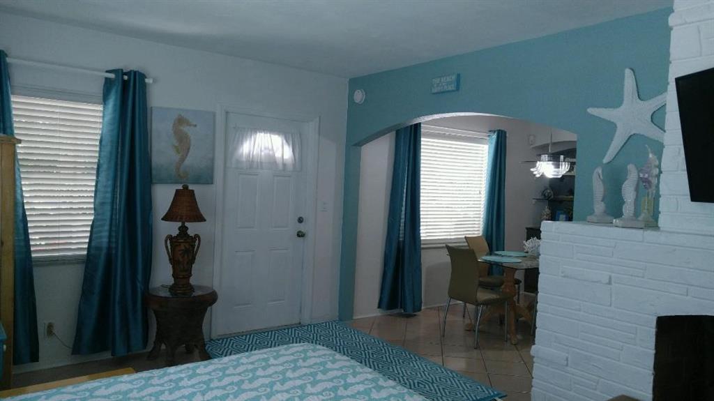 Lauderdale Beach 4-2 B - Residential Lease