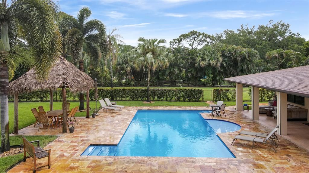 Photo of 8486 Nashua Drive, Palm Beach Gardens, FL 33418 (MLS # R10774632)