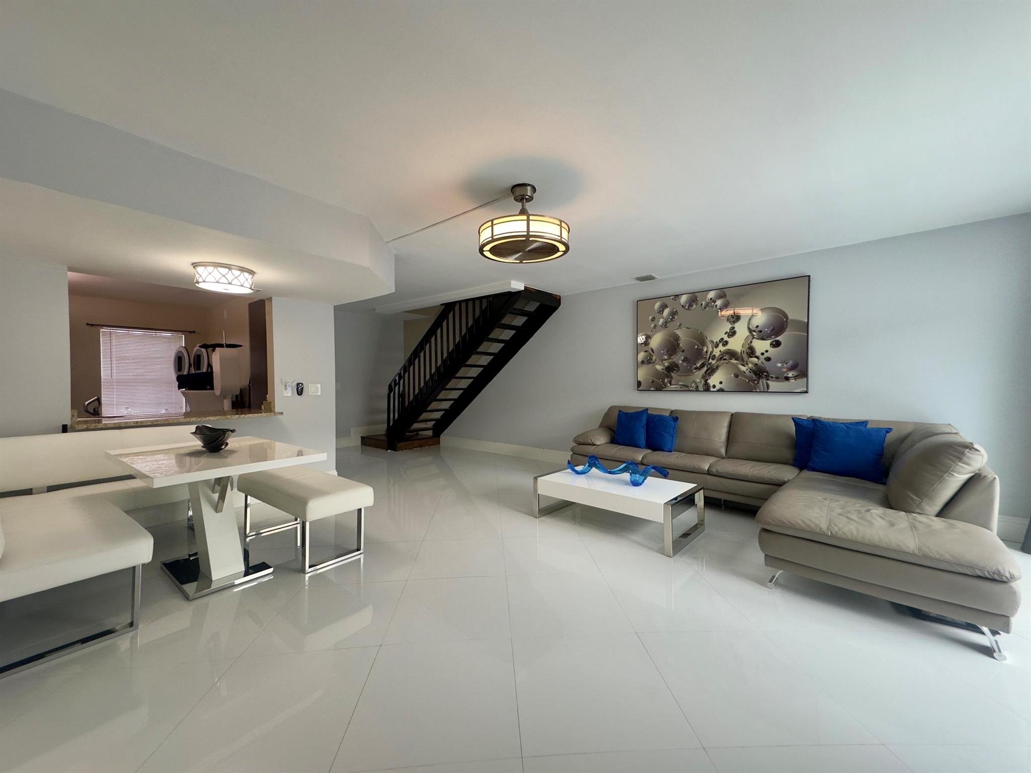 214 Foxtail Drive G