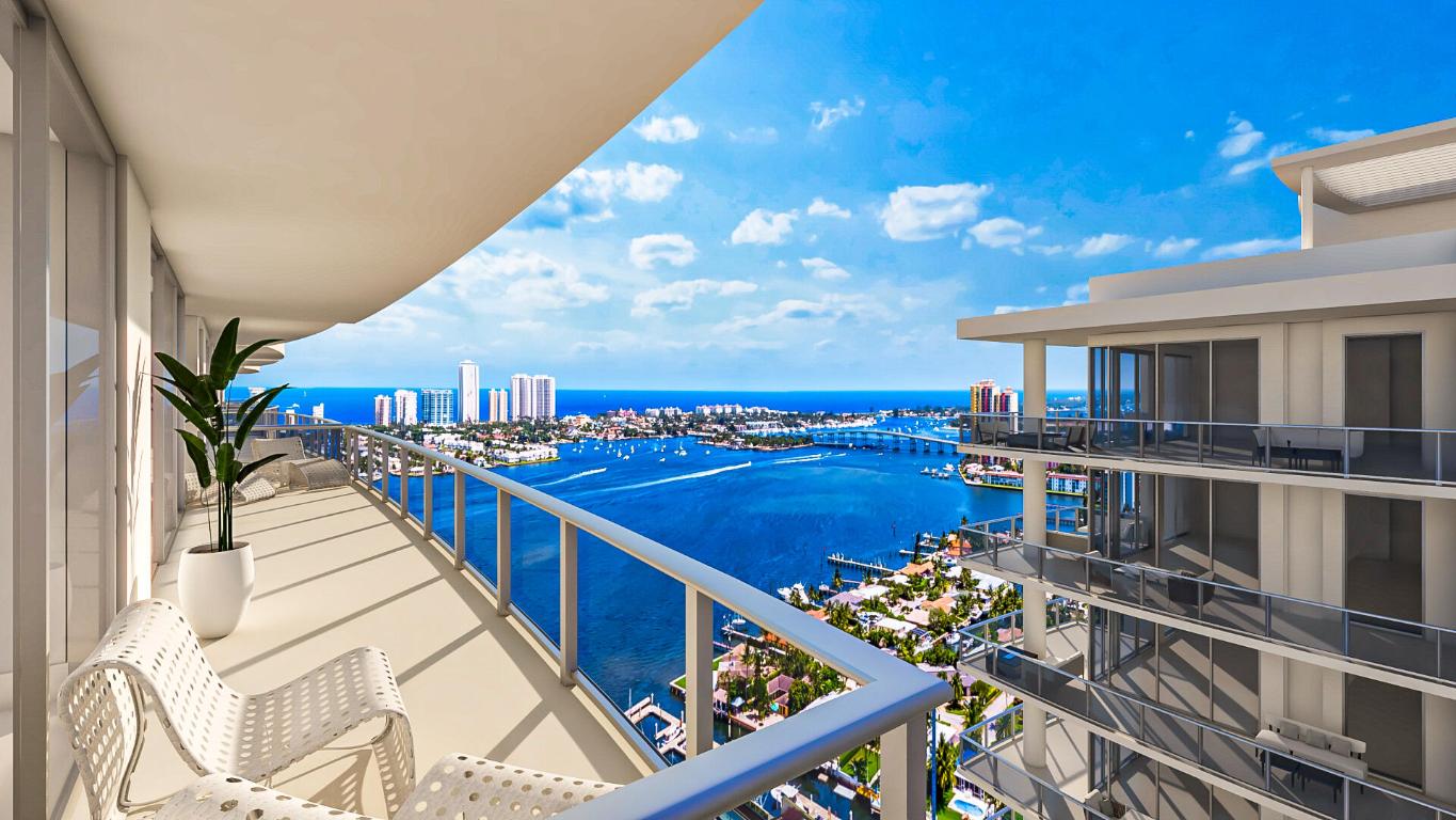 NAUTILUS 220 CONDOMINIUM - Residential