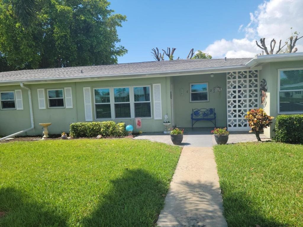 Photo of 260 High Point Boulevard #C, Boynton Beach, FL 33435 (MLS # R10995932)