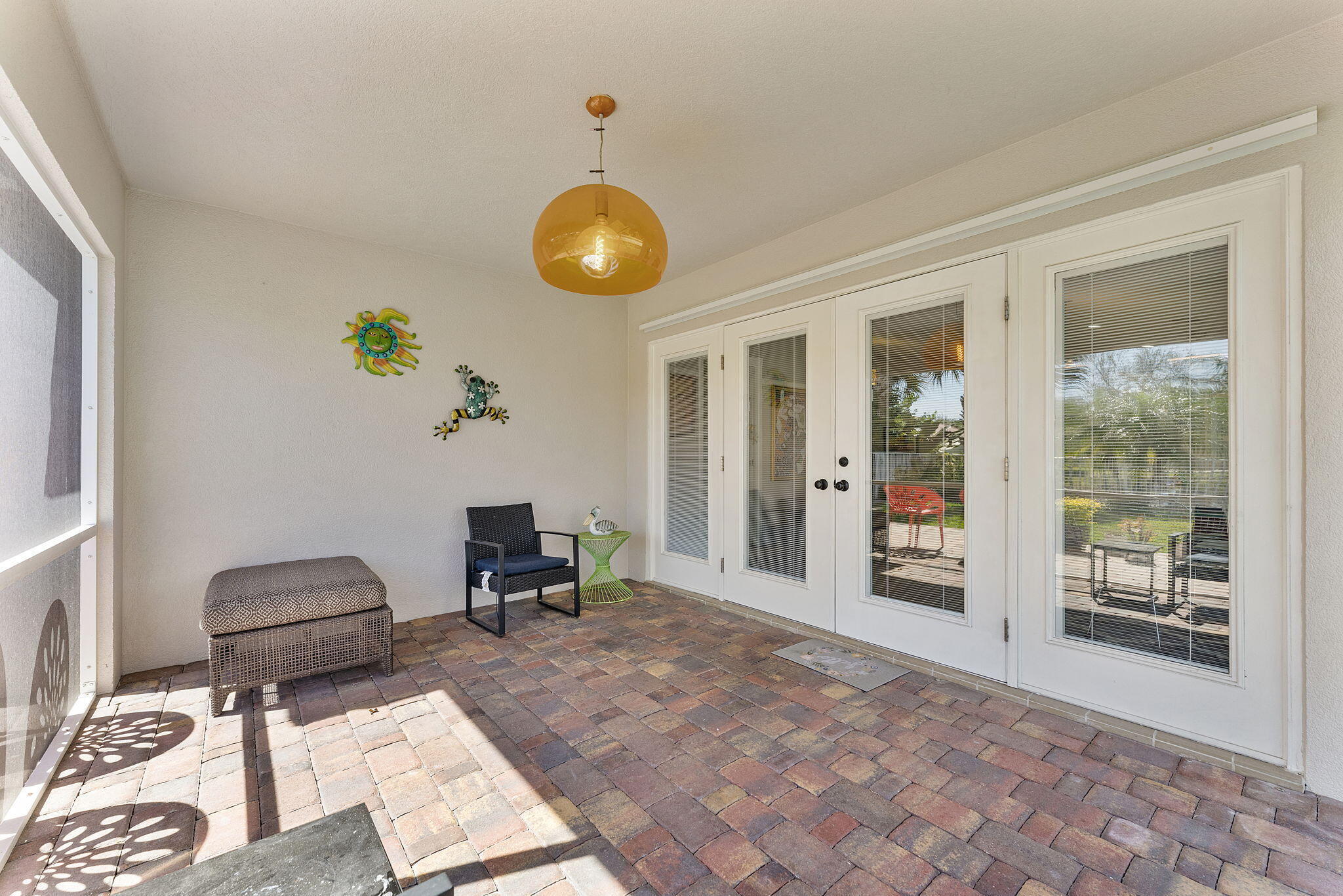 8210 Saint Johns Court