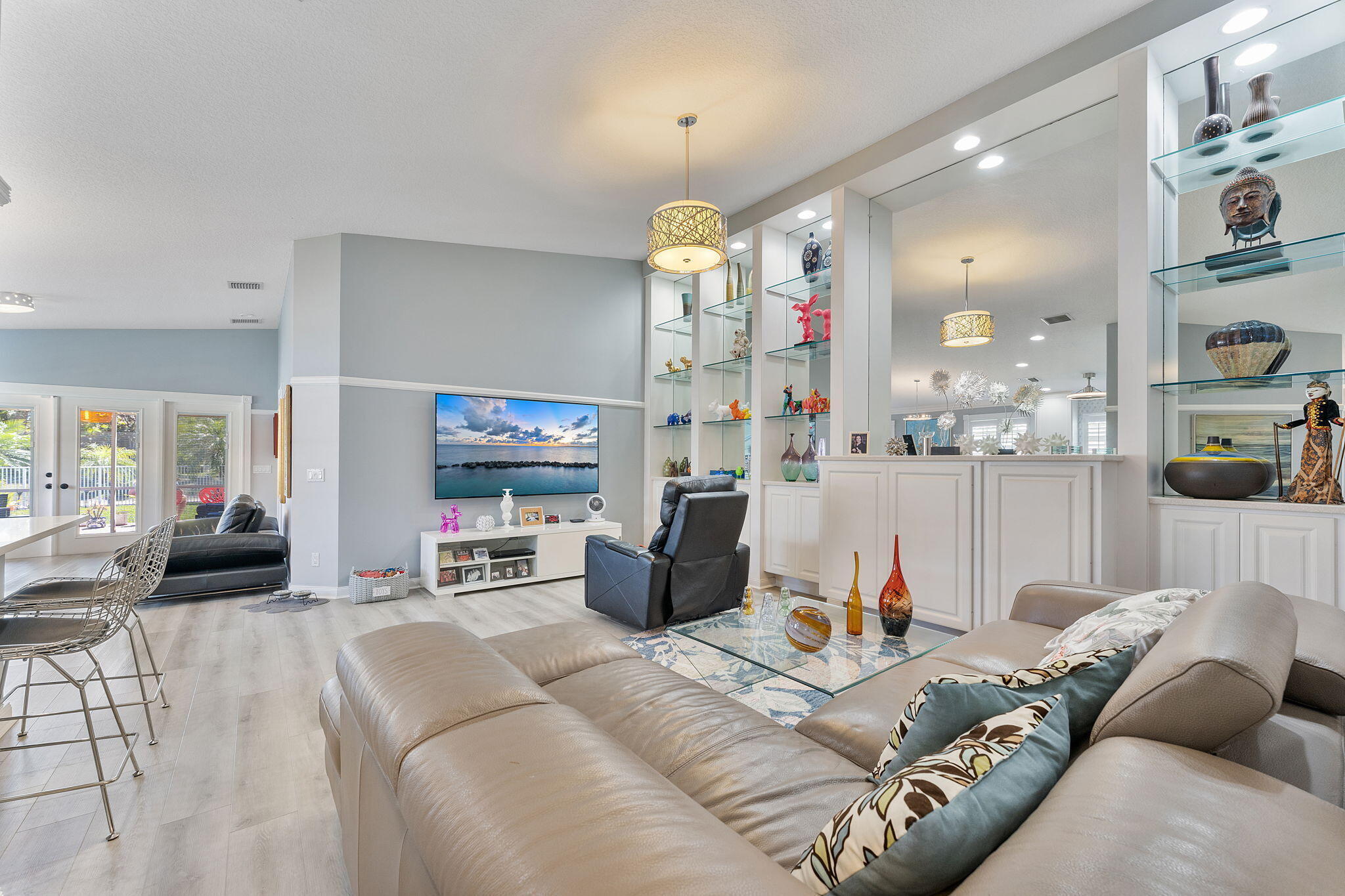 8210 Saint Johns Court