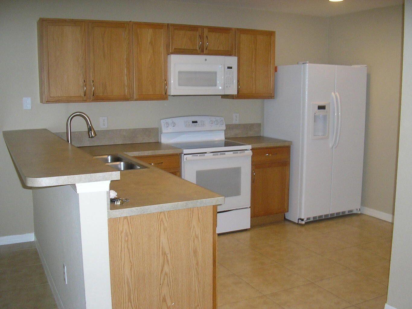 THIRD REPLAT OF PORTOFINO - Residential Lease