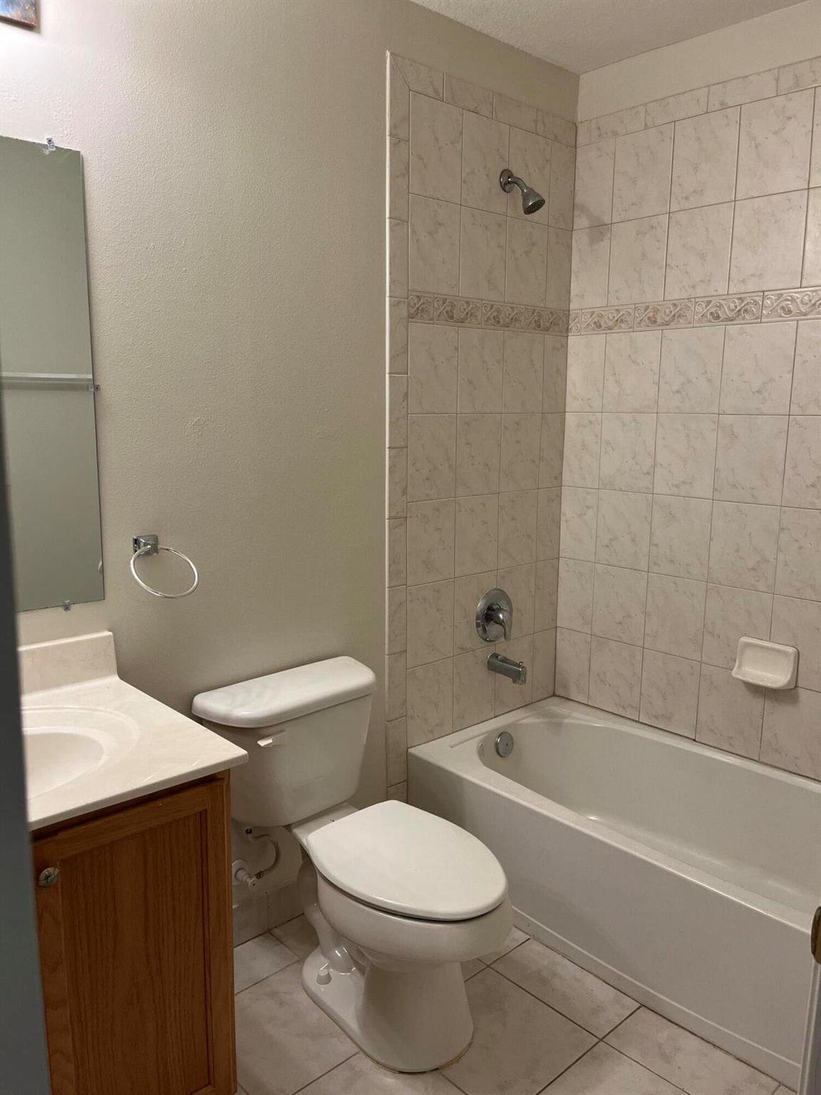 THIRD REPLAT OF PORTOFINO - Residential Lease