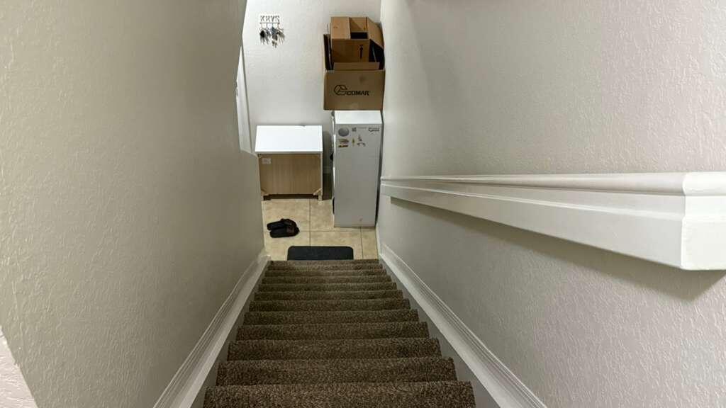 THIRD REPLAT OF PORTOFINO - Residential Lease