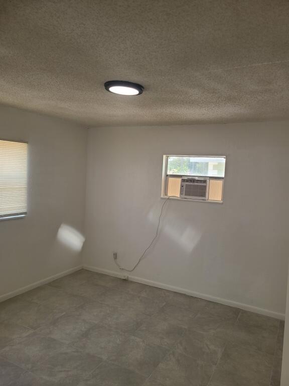 MARAVILLA GARDENS UNIT 1 - Residential Income