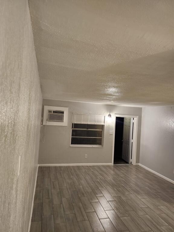 MARAVILLA GARDENS UNIT 1 - Residential Income