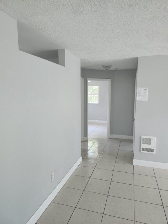 MARAVILLA GARDENS UNIT 1 - Residential Income