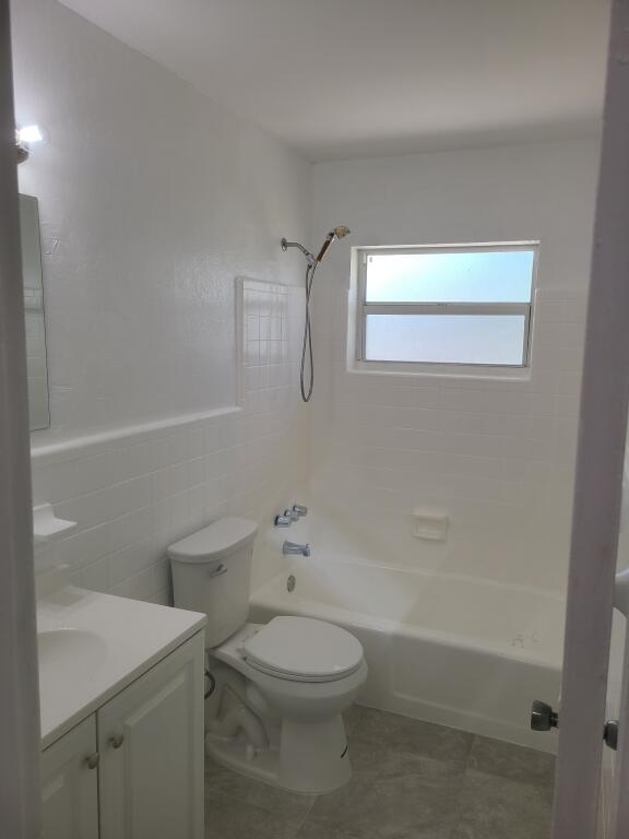 MARAVILLA GARDENS UNIT 1 - Residential Income