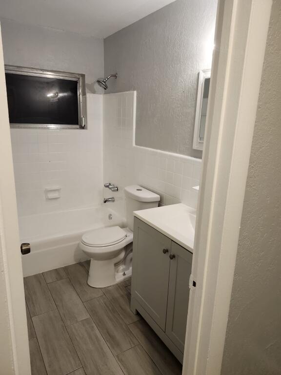 MARAVILLA GARDENS UNIT 1 - Residential Income