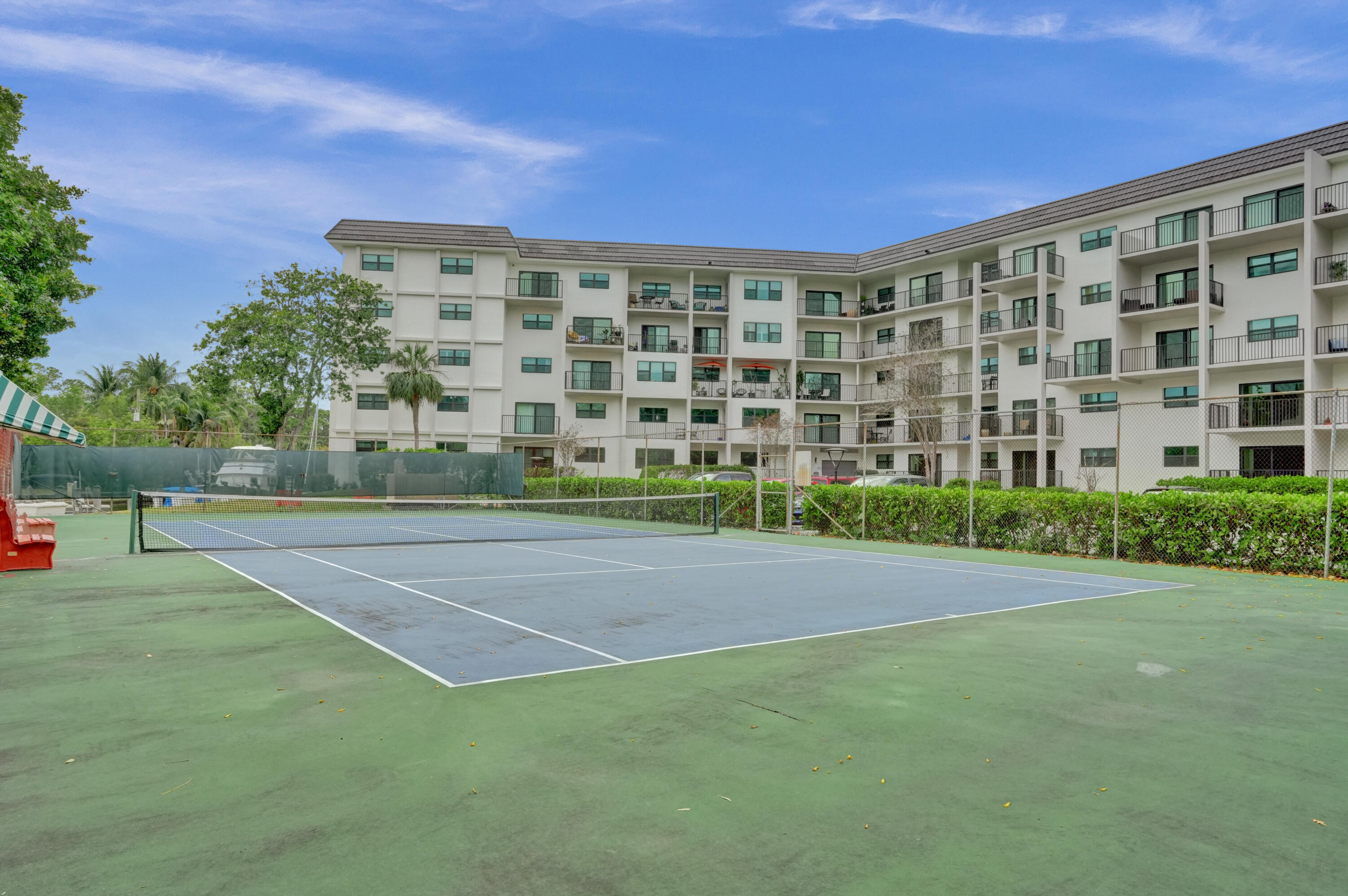 RIVER REACH - Residential