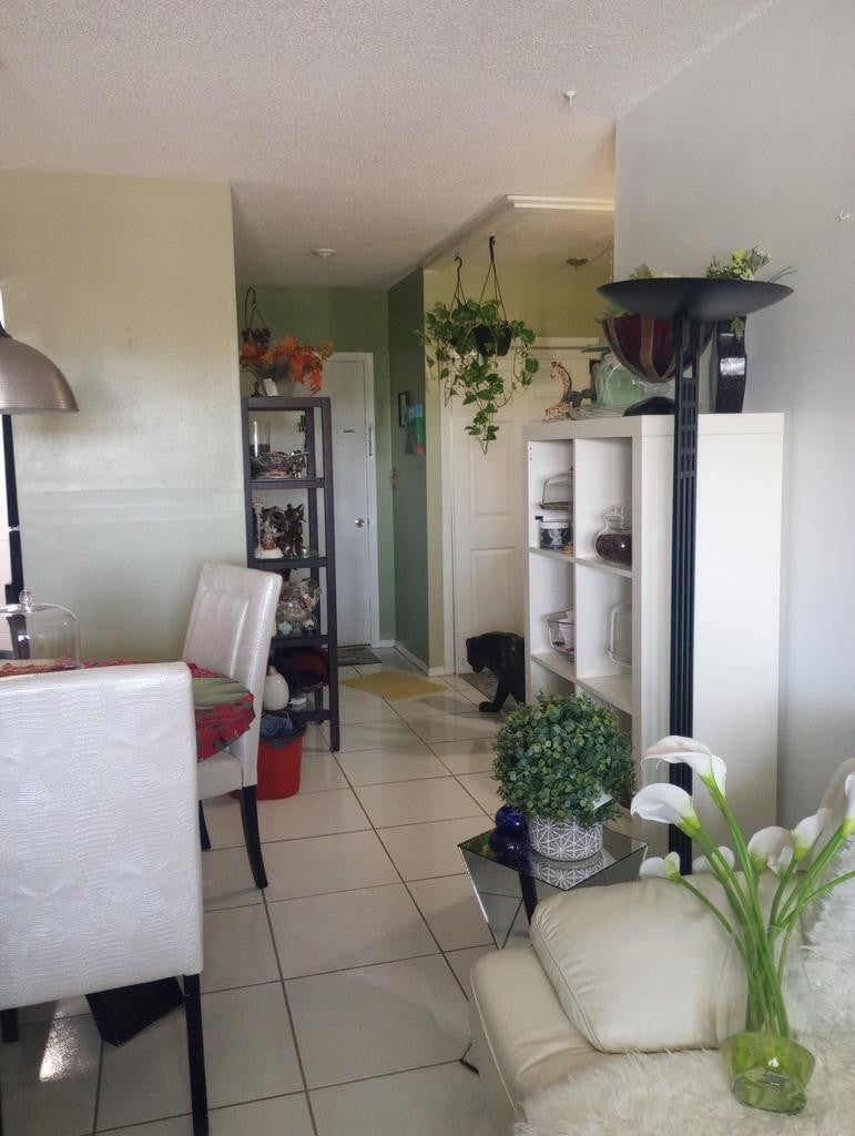 1250 E SAMPLE Road 307