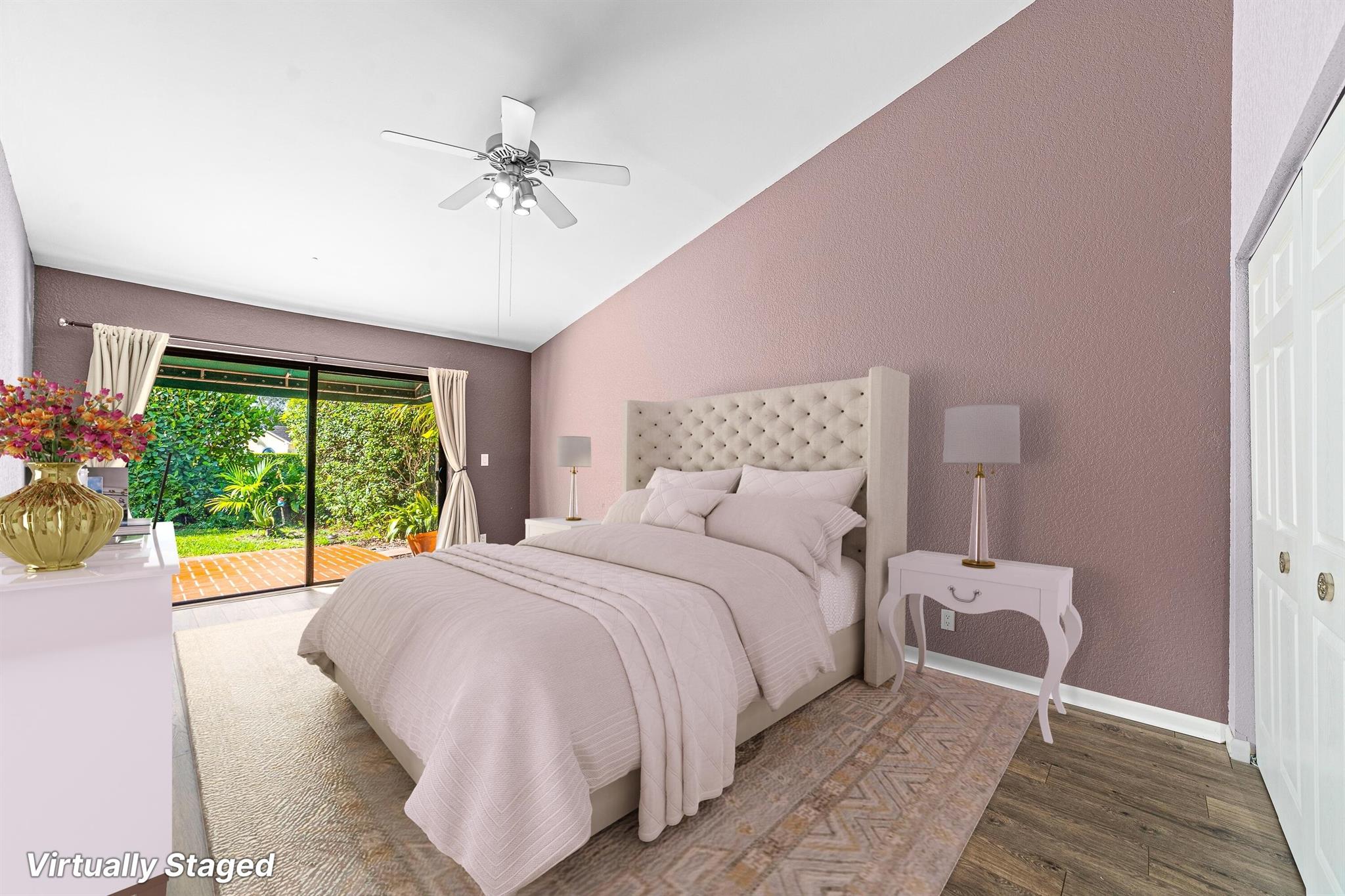 L AMBIANCE OF VIA VERDE - Residential