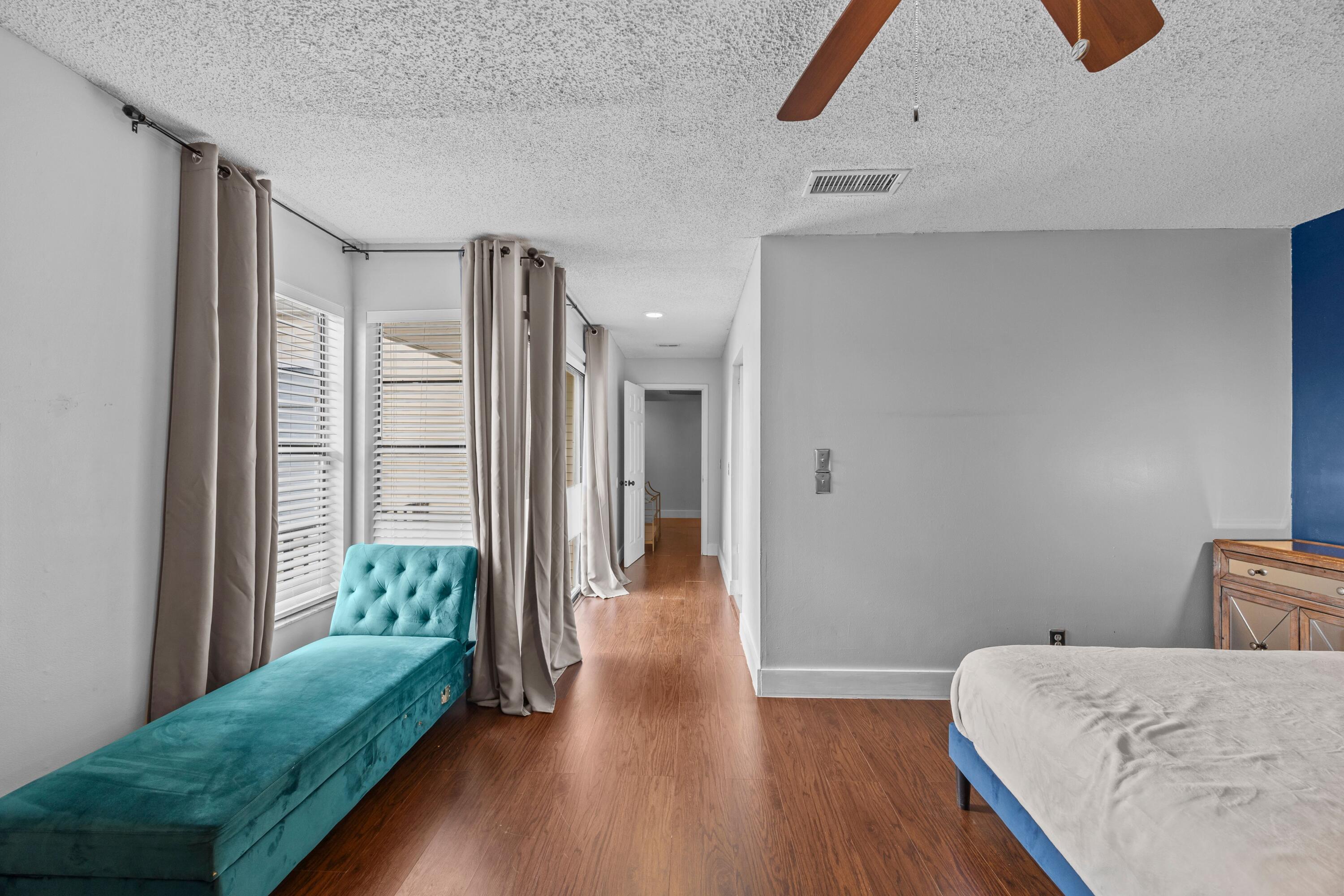 FRENCH QUARTER 3 - Residential Lease